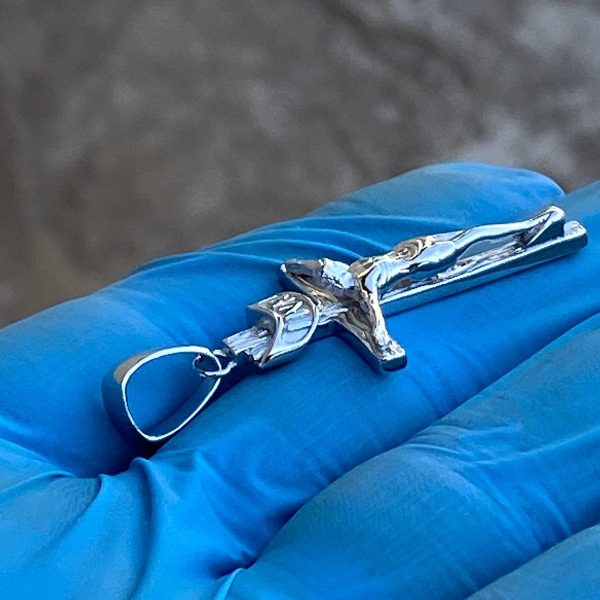 925 Sterling Silver Shiny Jesus Crucifix Cross Pendant 1.5  (Medium) Sale - Image 4